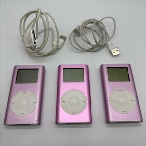 Apple Pink MP3 iPod Mini Portable Audio Player